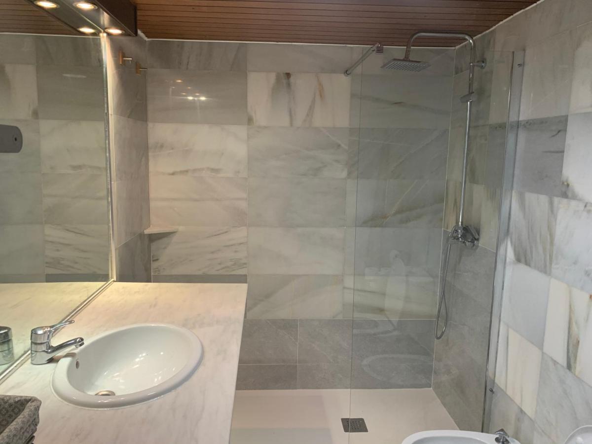 Pisos Con Piscina De Temporada Corta Estancia Μαδρίτη Εξωτερικό φωτογραφία