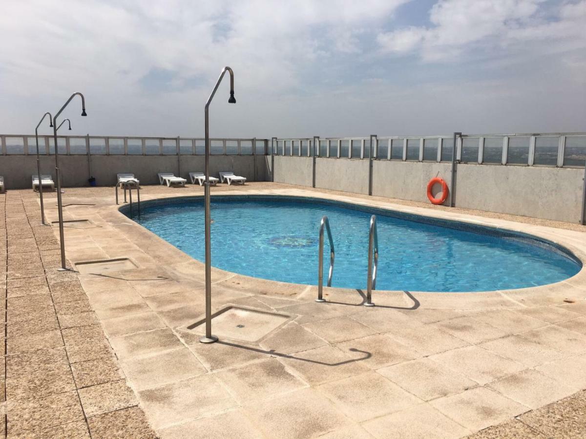 Pisos Con Piscina De Temporada Corta Estancia Μαδρίτη Εξωτερικό φωτογραφία